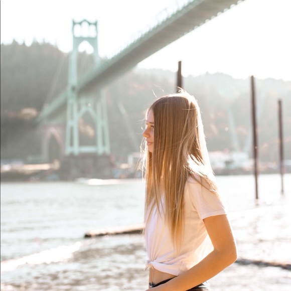 Meet your Posher, Kelsey - Picture 1 of 1